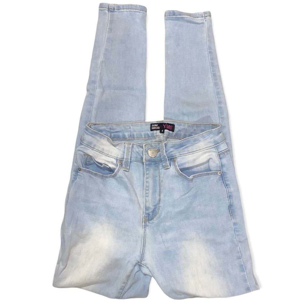 YMI Women’s Junior’s Skinny High Rise Super Light Wash Denim Jeans Size 3 EUC - Picture 2 of 3